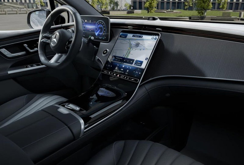 Mercedes-Benz EQE nuova a Bolzano (6)