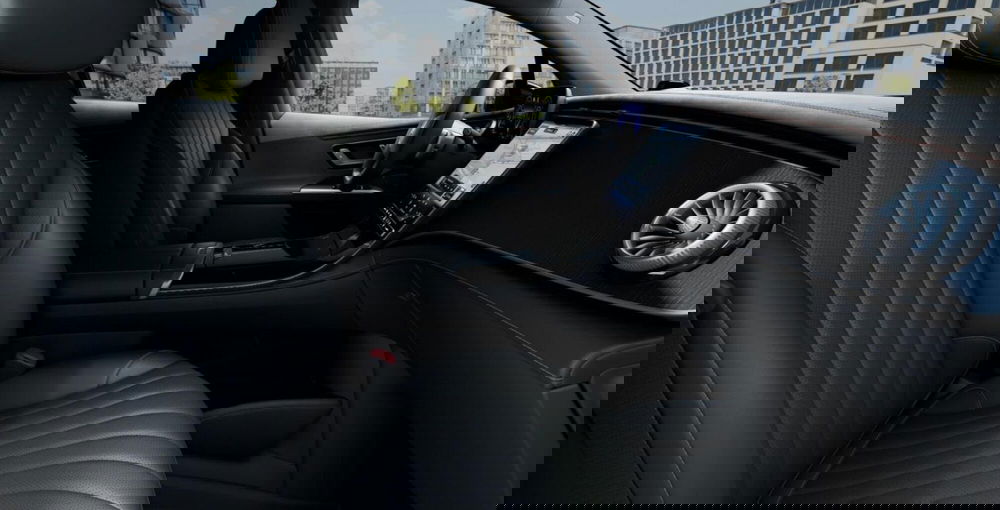 Mercedes-Benz EQE nuova a Bolzano (7)