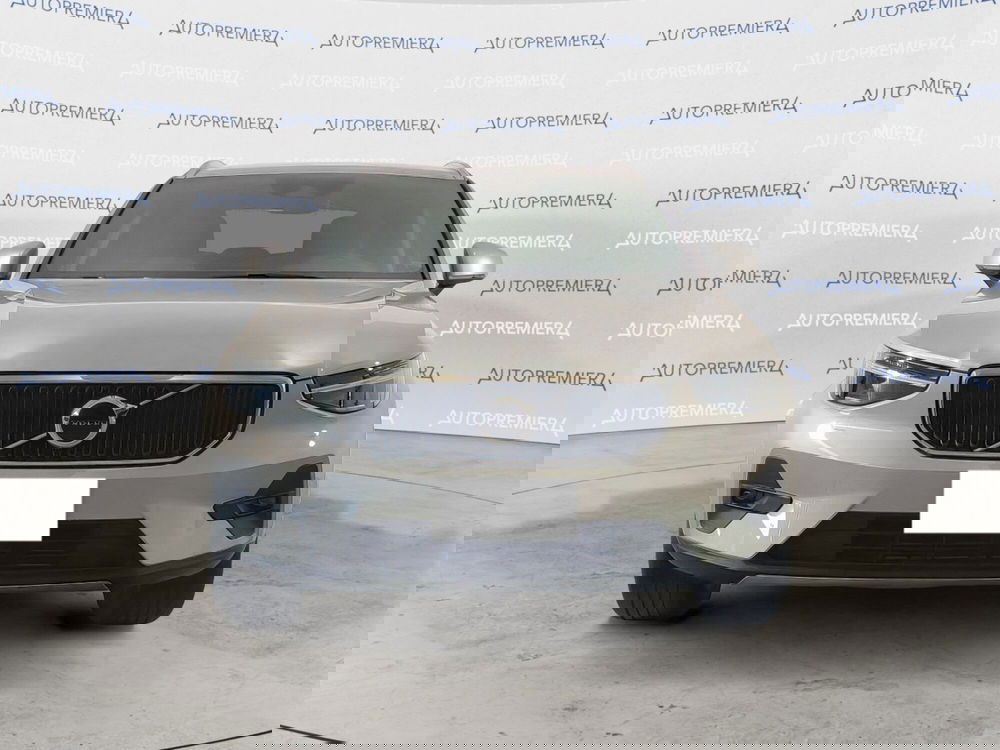 Volvo XC40 usata a Como (2)