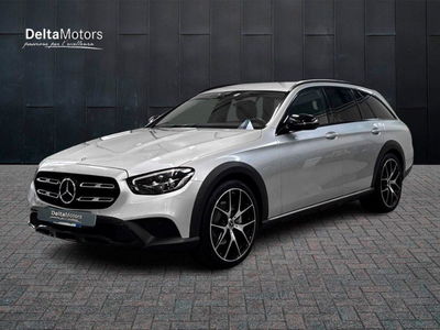Mercedes-Benz Classe E Station Wagon 220 d Mild Hybrid 4Matic Auto Premium Pl. All-Terrain del 2022 usata a Montecosaro