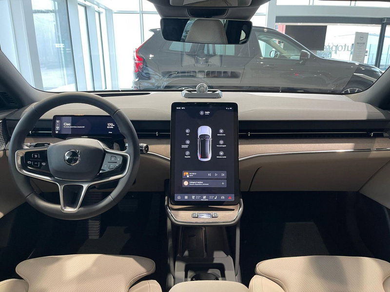 Volvo ES90 nuova a Como (12)