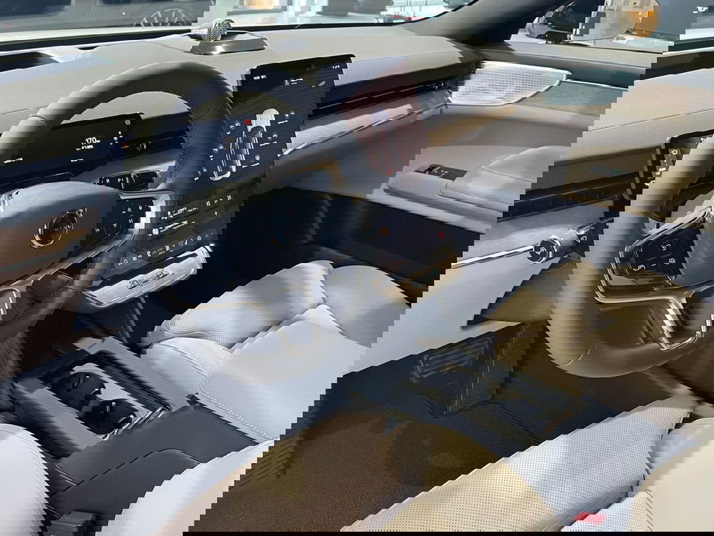 Volvo ES90 nuova a Como (9)