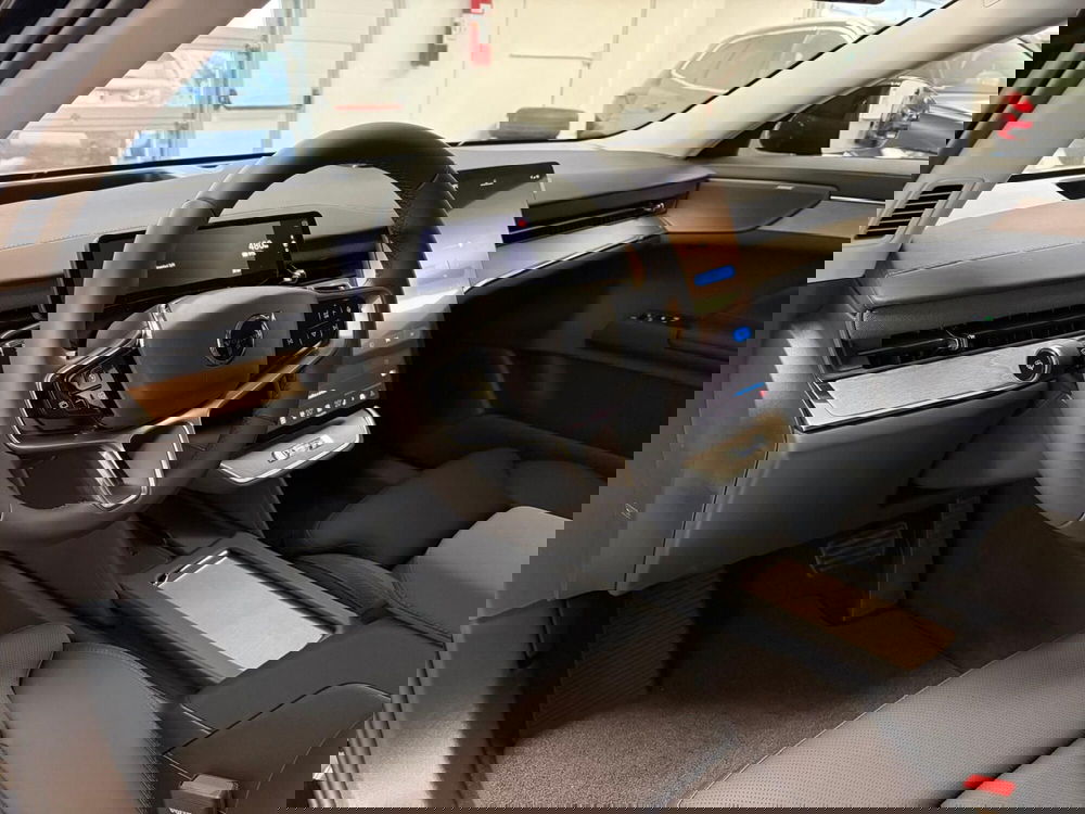 Volvo ES90 nuova a Como (7)