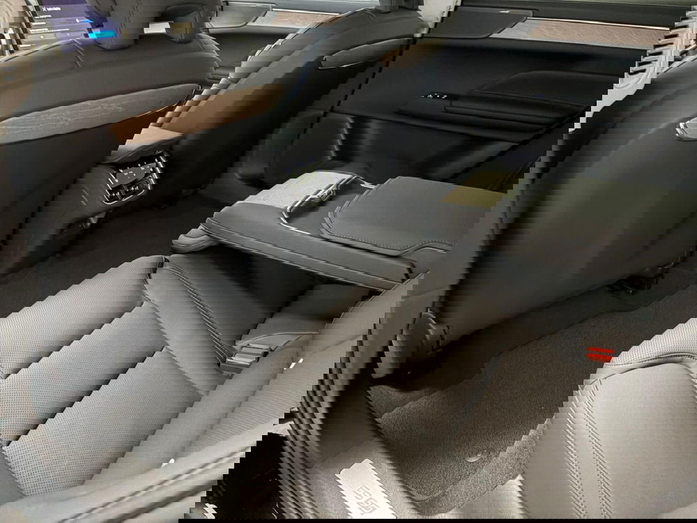 Volvo ES90 nuova a Como (8)