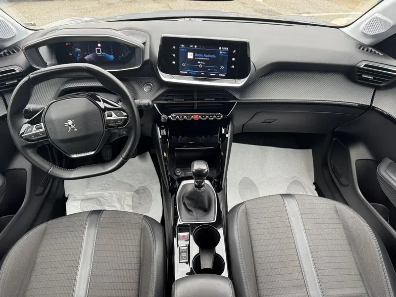 Peugeot 208 usata a Messina (11)
