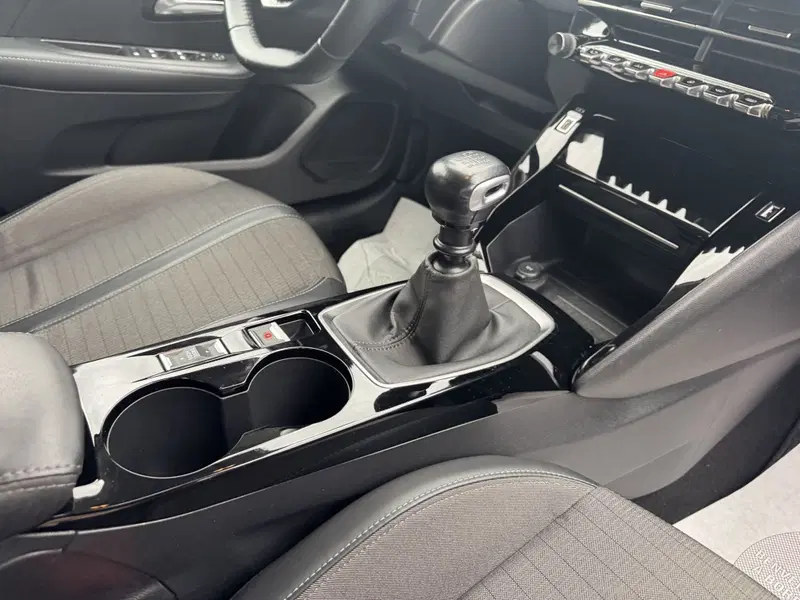 Peugeot 208 usata a Messina (13)