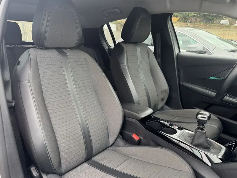 Peugeot 208 usata a Messina (8)