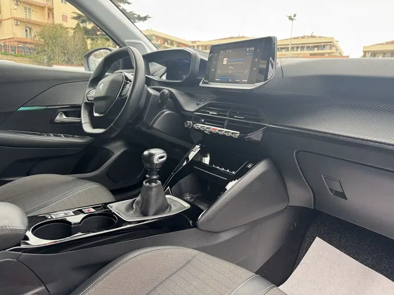 Peugeot 208 usata a Messina (9)
