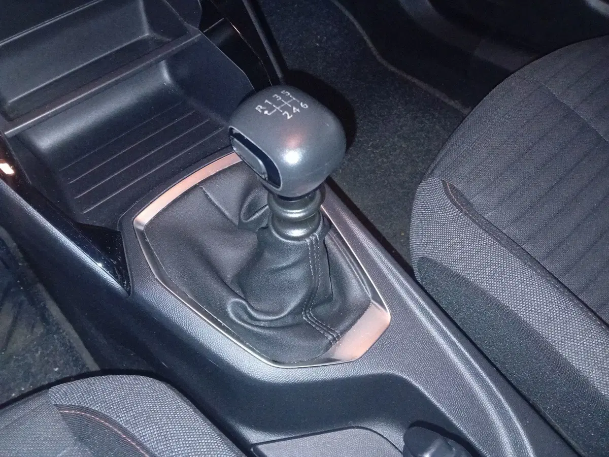 Peugeot 2008 usata a Pordenone (15)