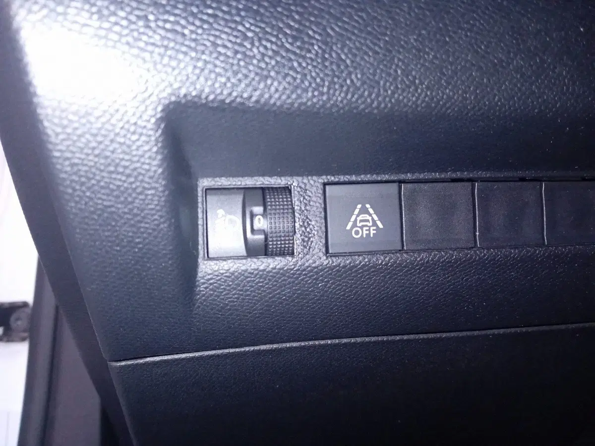 Peugeot 2008 usata a Pordenone (19)