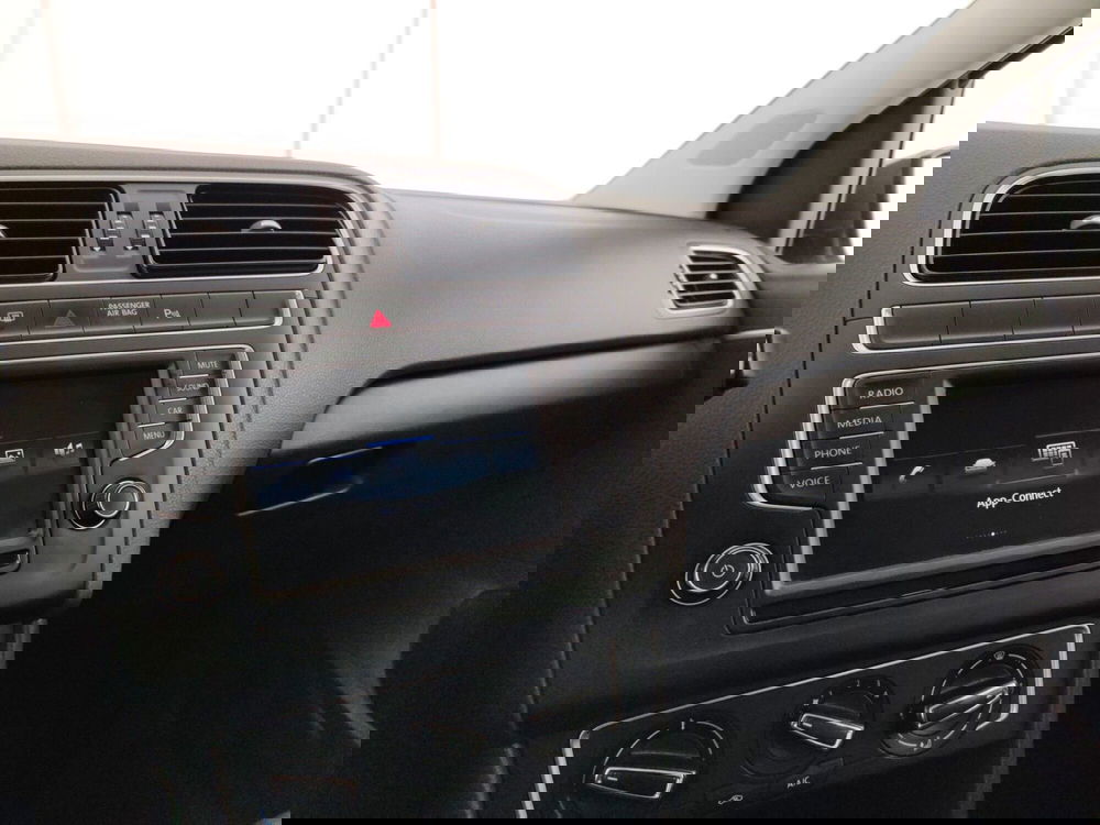 Volkswagen Polo usata a Massa-Carrara (13)