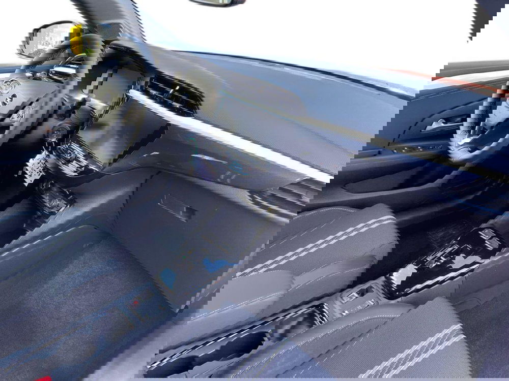 Opel Corsa nuova a Salerno (15)