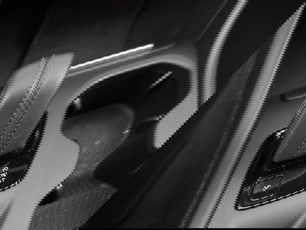 Volvo XC40 usata a Prato (16)