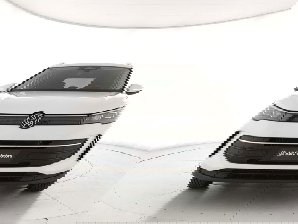 Volkswagen Tiguan nuova a Napoli (2)