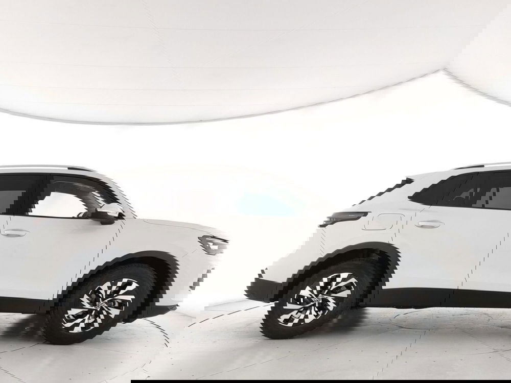 Volkswagen Tiguan nuova a Napoli (3)