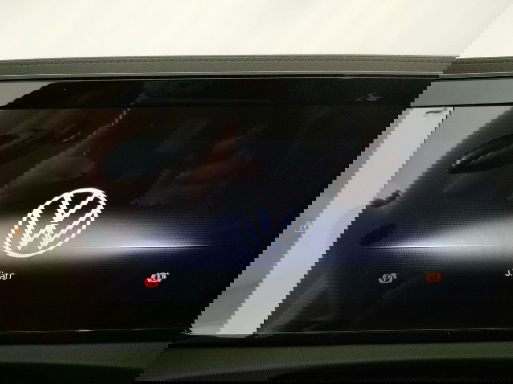 Volkswagen Tiguan nuova a Napoli (13)