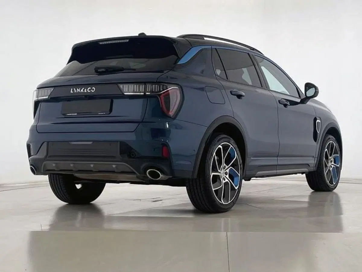 Lynk & Co 01 usata a Perugia (8)