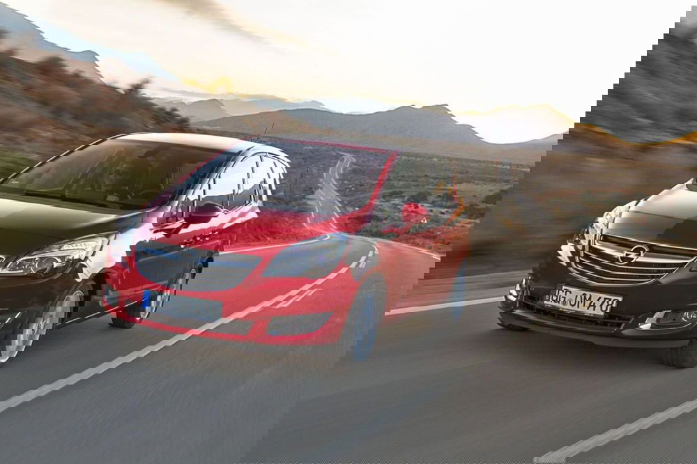 Opel Meriva usata a Palermo (8)