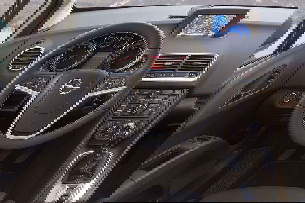 Opel Meriva usata a Palermo (11)