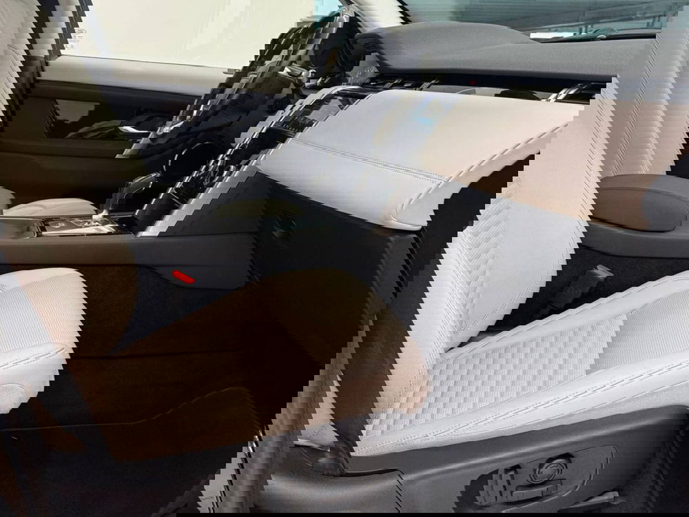 Land Rover Discovery Sport usata a Savona (3)