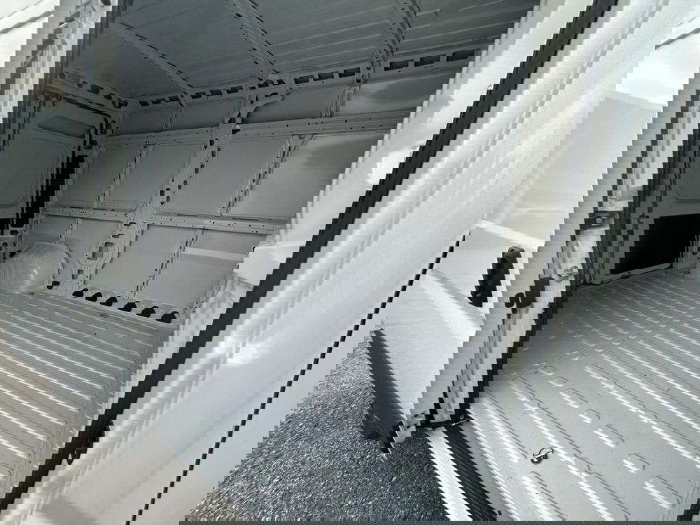 Toyota Proace Max Furgone nuova a Bergamo (10)