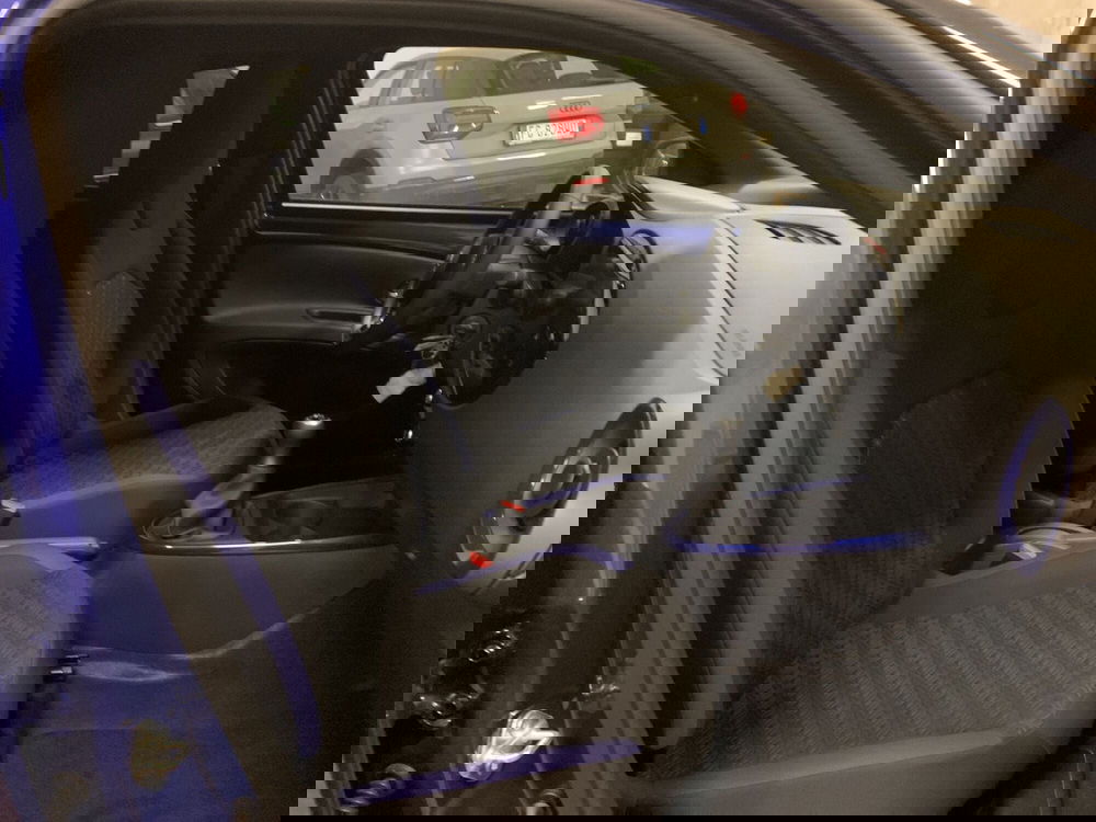 Toyota Aygo X nuova a Bergamo (6)