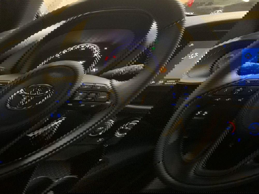 Toyota Aygo X nuova a Bergamo (15)