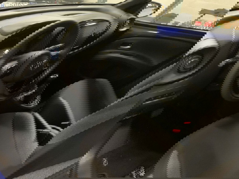 Toyota Aygo X nuova a Bergamo (17)