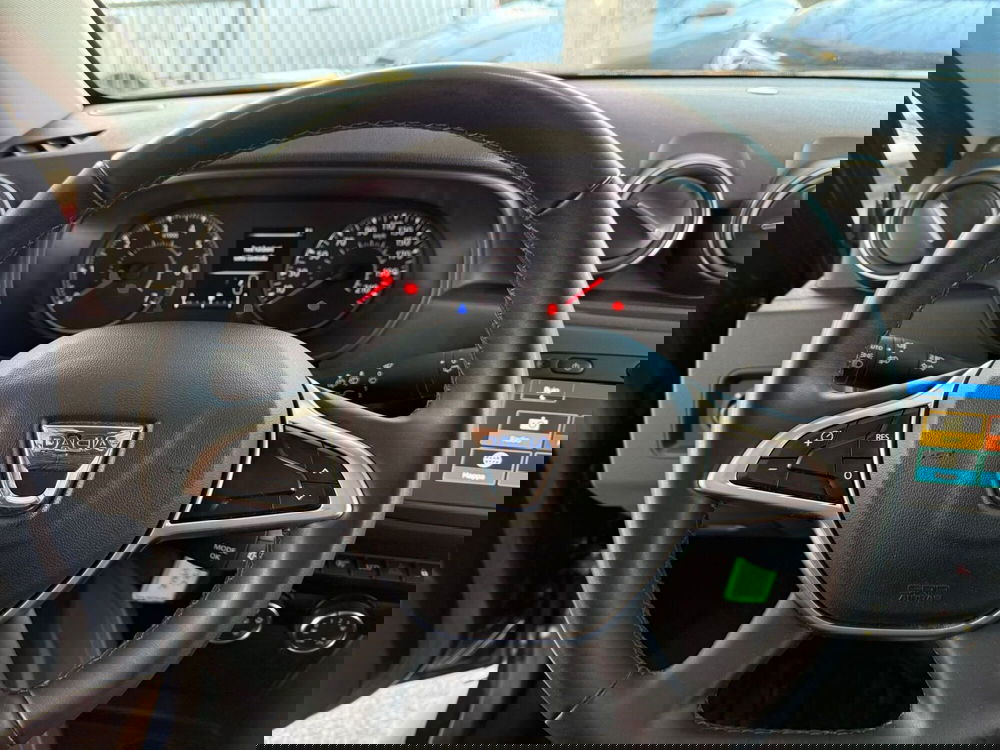 Dacia Duster usata a Brescia (12)