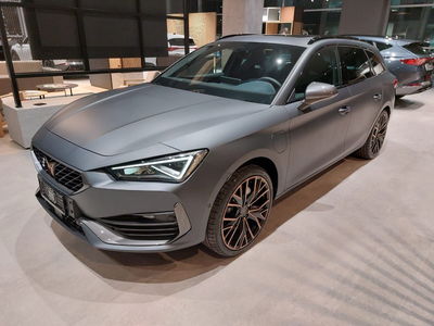 Cupra Leon Station Wagon Leon Sportstourer 1.4 e-HYBRID 245 CV DSG VZ del 2023 usata a Ceccano