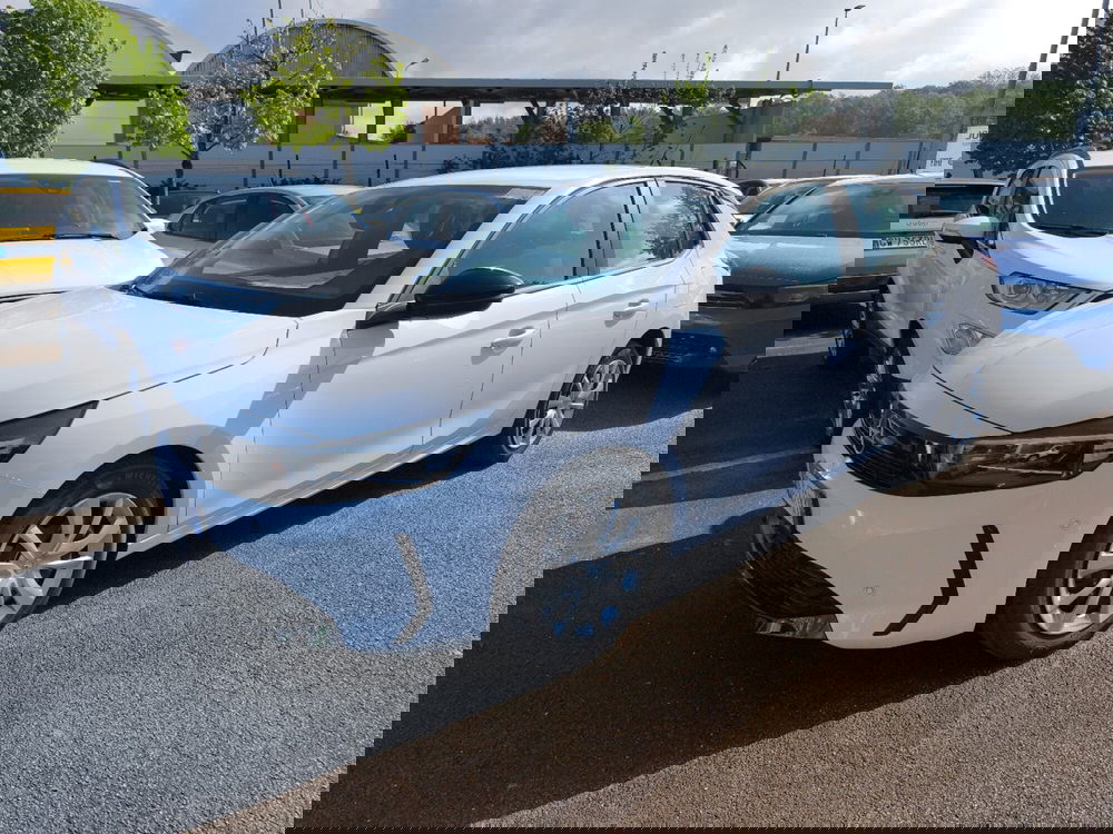 Opel Corsa nuova a Frosinone