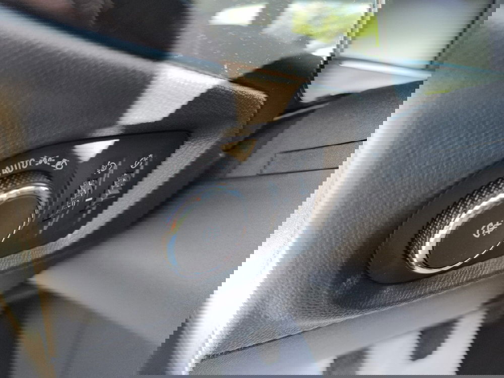 Opel Corsa nuova a Frosinone (11)