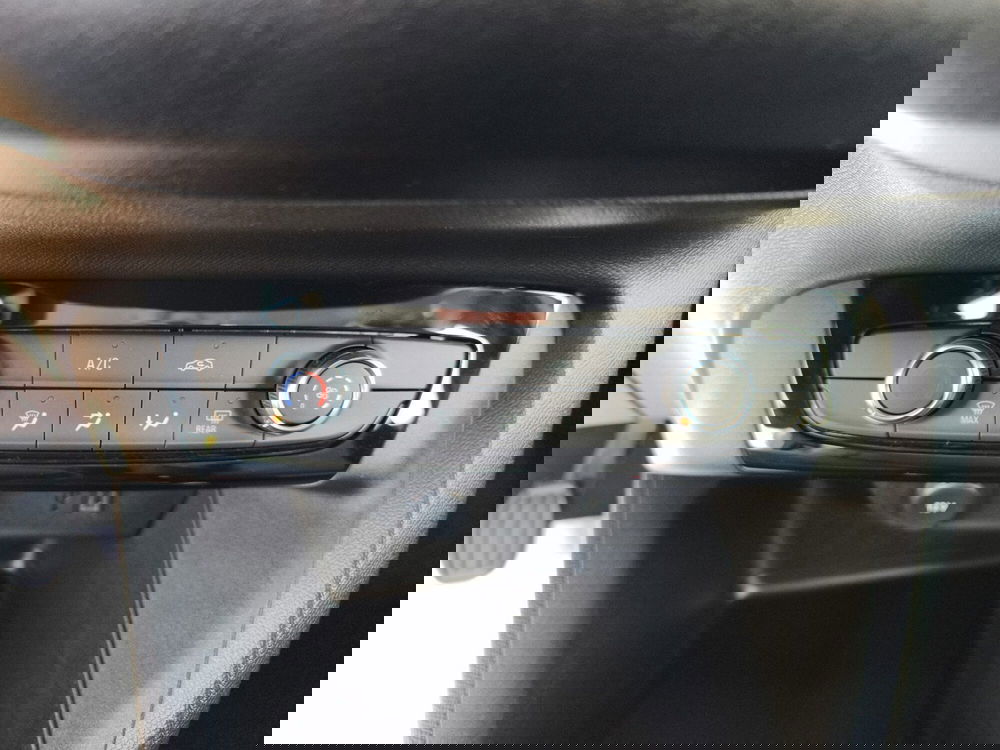 Opel Corsa nuova a Frosinone (7)