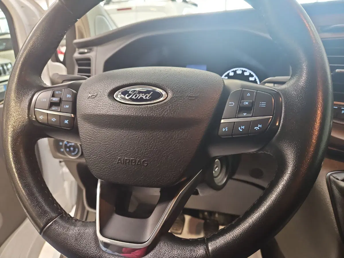 Ford Transit Custom Furgone usata a Vicenza (11)