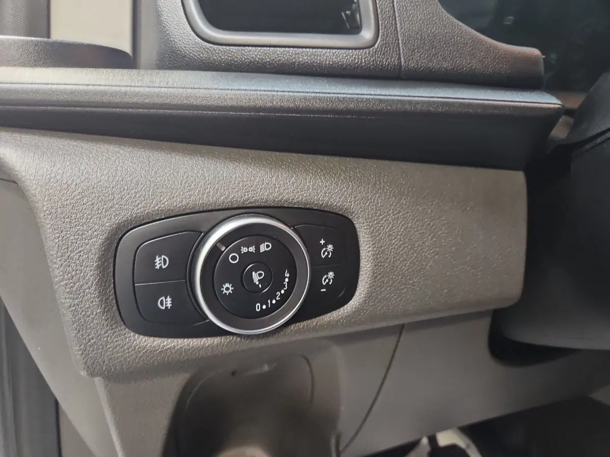 Ford Transit Custom Furgone usata a Vicenza (12)