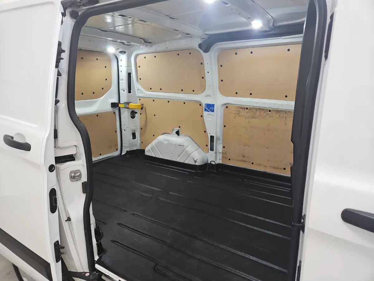 Ford Transit Custom Furgone usata a Vicenza (13)