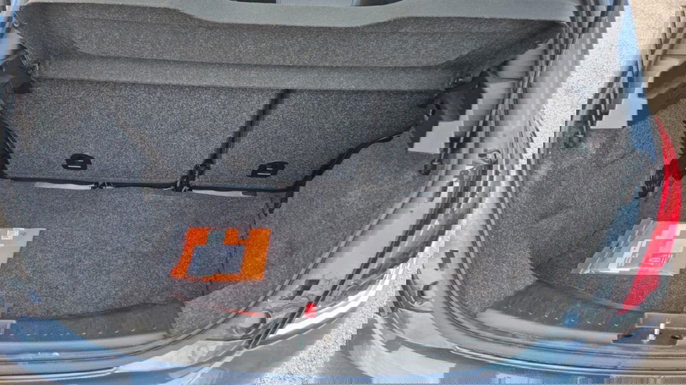 Lancia Ypsilon usata a Frosinone (15)