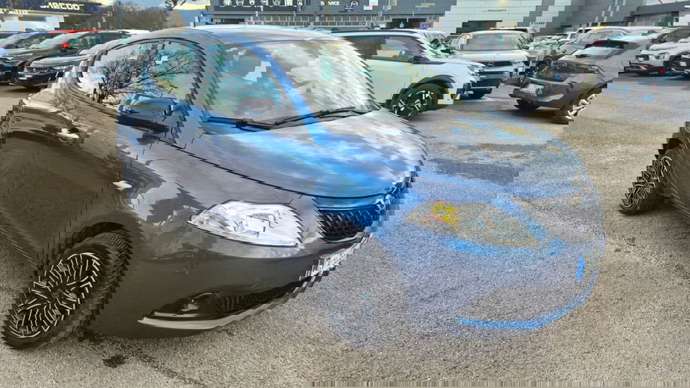 Lancia Ypsilon usata a Frosinone (2)