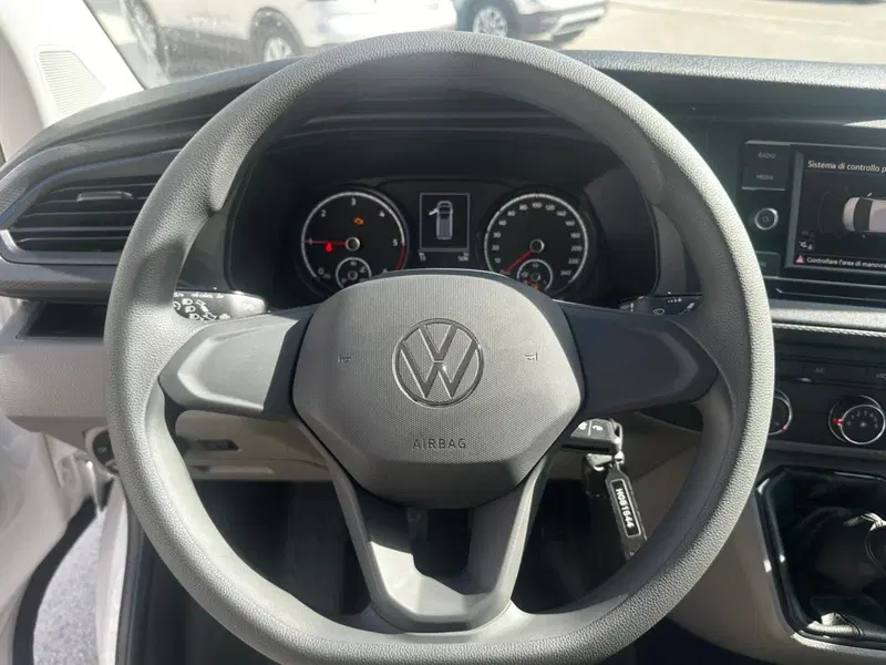 Volkswagen Veicoli Commerciali Transporter Telaio nuova a L'Aquila (11)