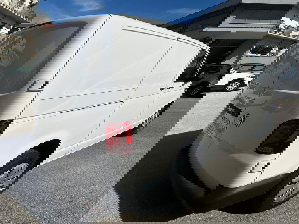 Volkswagen Veicoli Commerciali Transporter Telaio nuova a L'Aquila (4)