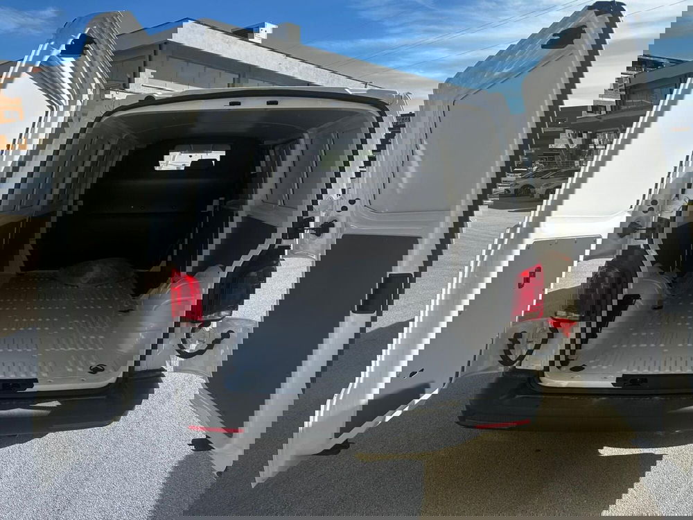 Volkswagen Veicoli Commerciali Transporter Telaio nuova a L'Aquila (9)