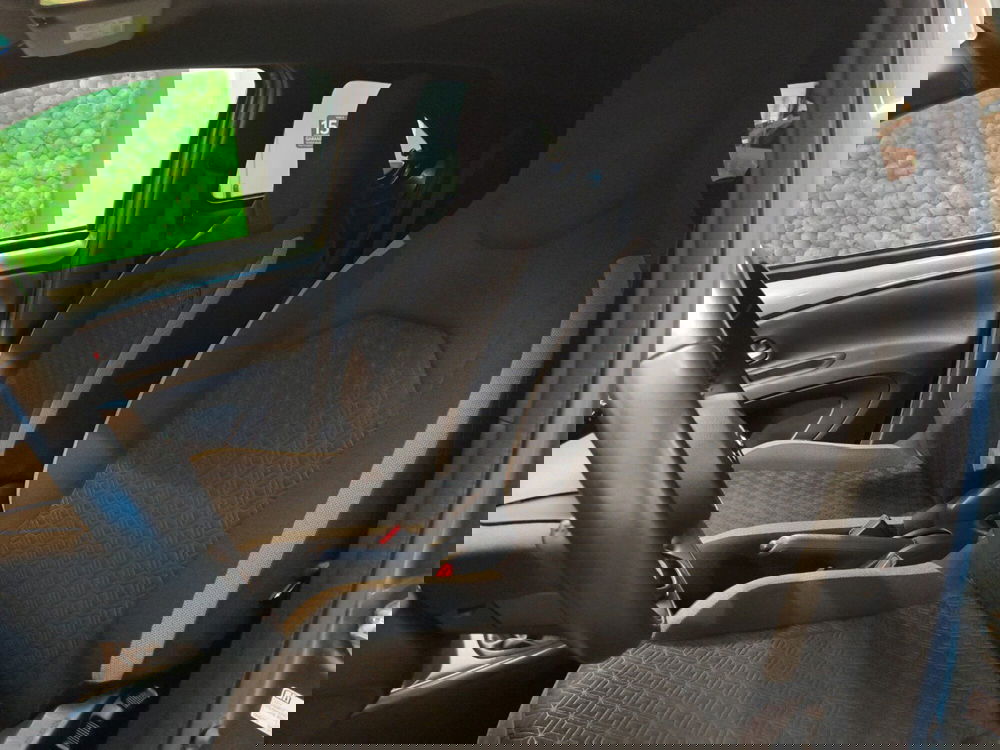 Toyota Aygo X usata a Catanzaro (17)