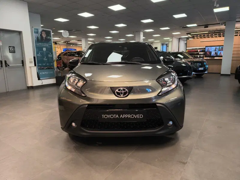 Toyota Aygo X usata a Catanzaro (5)