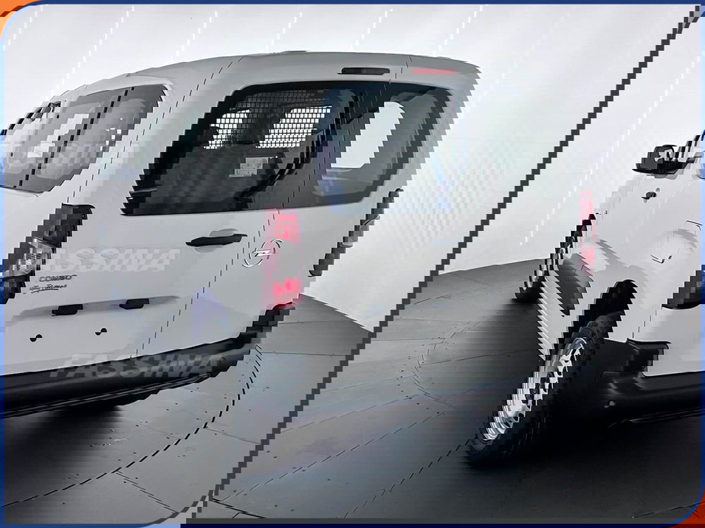 Opel Combo Life nuova a Milano (4)