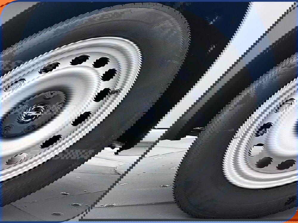 Opel Combo Life nuova a Milano (7)