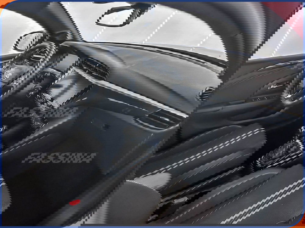 Opel Corsa usata a Milano (13)