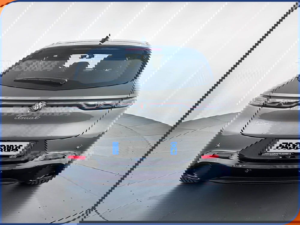 Alfa Romeo Tonale nuova a Milano (5)