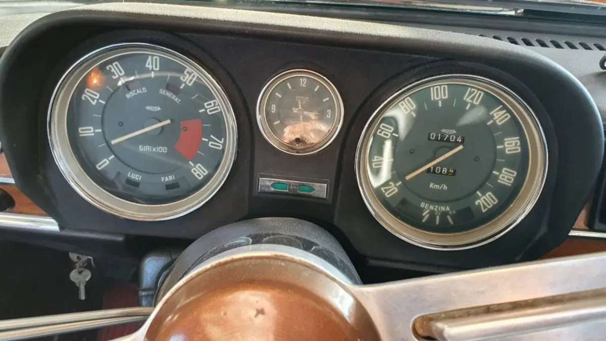 Alfa Romeo Giulia usata a Foggia (18)