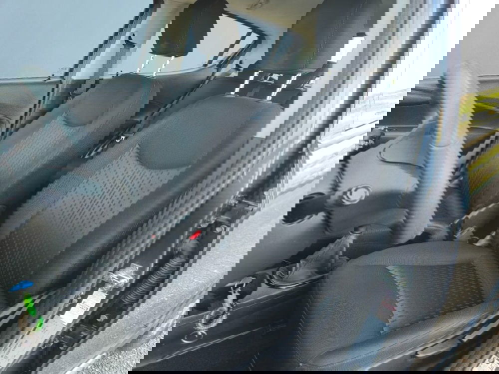 Opel Karl usata a Foggia (13)