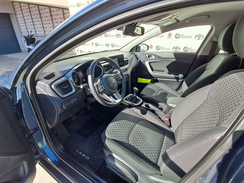 Kia Ceed usata a Cagliari (9)